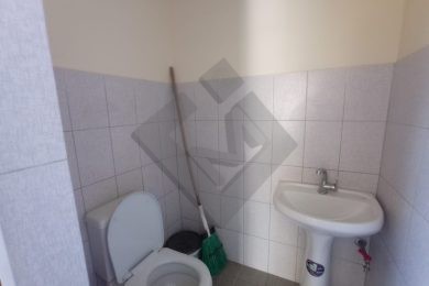 Предлагаем к аренде торговое помещение по ул. Урицкого д.1, площадью 87 м², напрямую от Собственника._10