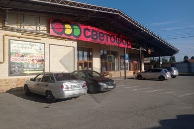 Предлагаем к аренде торговое помещение по ул. Урицкого д.1, площадью 87 м², напрямую от Собственника._2