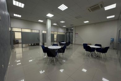 Предлагаем к аренде помещение свободного назначения  общей площадью 308 кв.м. по ул. Российская, 354, напрямую от Собственника._3