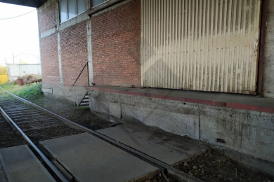 Предлагаем к аренде складское помещение с рампой по ул.Железнодорожная  57 , общей площадью 950 м². Напрямую от Собственника. Без комиссии._2