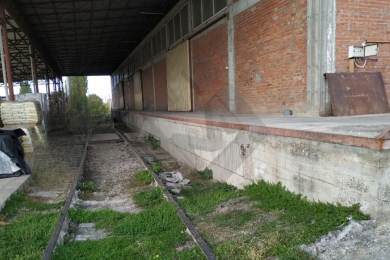 Предлагаем к аренде складское помещение с рампой по ул.Железнодорожная  57 , общей площадью 950 м². Напрямую от Собственника. Без комиссии._4