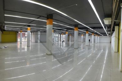 Предлагаем к аренде помещение общей площадью 1050 м² на втором этаже , напрямую от собственника._3