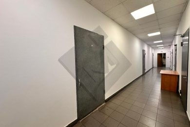 Предлагаем к аренде офис площадью 40 м² на 3ем этаже, по ул. Железнодорожная, 31, напрямую от Собственника._4