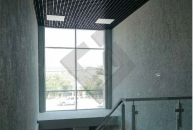 Предлагаем к аренде  торговую площадь в г. Новороссийске по ул.Ленина 126, общей площадью 730 м², напрямую от собственника._6