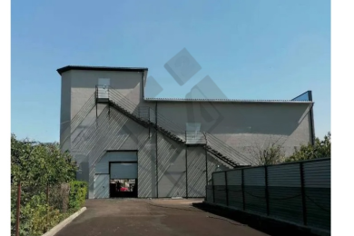 Предлагаем к аренде  торговую площадь в г. Новороссийске по ул.Ленина 126, общей площадью 730 м², напрямую от собственника._3