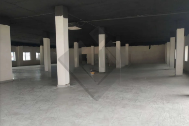 Предлагаем к аренде  торговую площадь в г. Новороссийске по ул.Ленина 126, общей площадью 730 м², напрямую от собственника._5