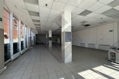 Предлагаем к аренде торговую площадь в г. Геленджике по Геленджикский пр-т, 66, общей площадью 510 м², напрямую от собственника._7