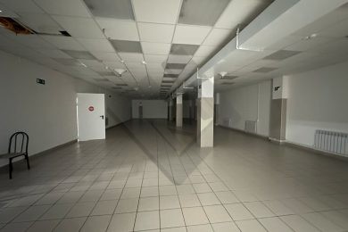 Предлагаем к аренде торговую площадь в г. Геленджике по Геленджикский пр-т, 66, общей площадью 510 м², напрямую от собственника._9