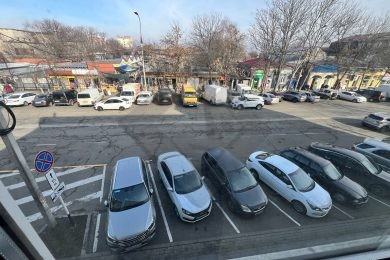 Предлагаем к аренде к аренде торговую  площадь в г. Майкопе по ул. Крестьянская 209, общей площадью 530 м², напрямую от собственника._2