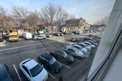 Предлагаем к аренде к аренде торговую  площадь в г. Майкопе по ул. Крестьянская 209, общей площадью 530 м², напрямую от собственника._3