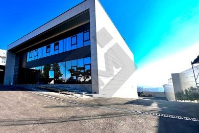 Предлагаем к аренде торговую площадь в г. Сочи п. Мамайский по ул. Тамбовский пер 11., общей площадью 500 м², напрямую от собственника._1