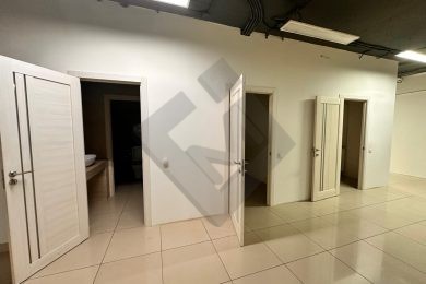 Предлагаем к аренде помещение свободного назначения в цокольном этаже общей площадью 760 м², по ул. Московская д.137, напрямую от собственника._17