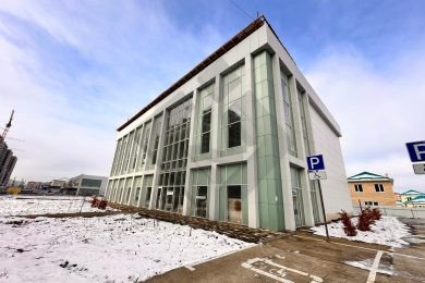 Предлагаем к аренде 3х этажное здание в Прикубанском микрорайоне, ЖК «Образцово», общей площадью от 100 до 2100 м², по ул. 2-я Ямальская д.49. От Собственника, без комиссии._4