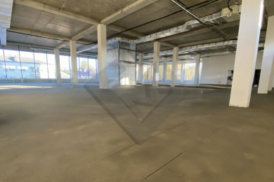 Предлагаем к аренде 3-х этажное отдельно стоящее  здание общей площадью 1700 м² , по адресу г. Краснодар Индустриальный пр., 141. Напрямую от Собственника._7