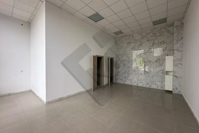 Предлагаем в аренду помещение площадью 500 м² на втором этаже в отдельно стоящем здании общей площадью 1500 м² по адресу: Уральская, 214/3. Помещение предлагается напрямую от собственника._2