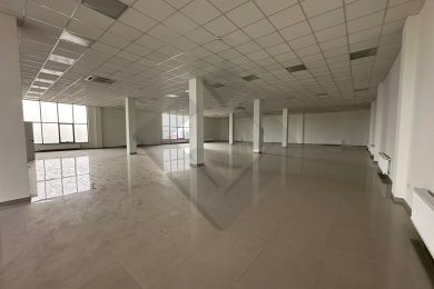 Предлагаем в аренду помещение площадью 500 м² на втором этаже в отдельно стоящем здании общей площадью 1500 м² по адресу: Уральская, 214/3. Помещение предлагается напрямую от собственника._10